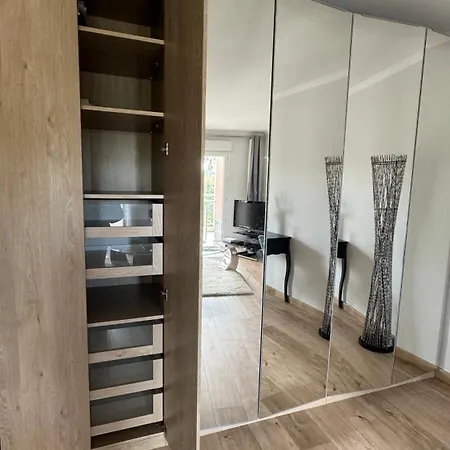 A 2 Pieces, Grande Terrasse, Vue Parc Au Calme Apartment Cannes