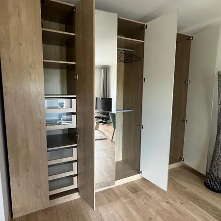 Apartment A 2 Pieces, Grande Terrasse, Vue Parc Au Calme Cannes